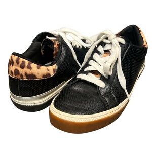 A New Day Maddison Black Punched Leather Leopard Accent Sneakers, Women’s 8.5
